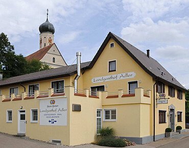 Außenansicht Landgasthof Adler, Utzmemmingen